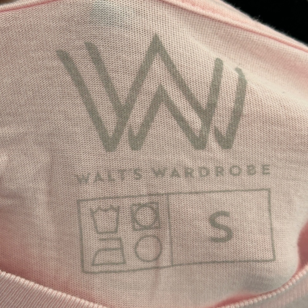 Walt's World Disney Magic Kingdom Pink T-Shirt Size Small Women's - Picture 3 of 3